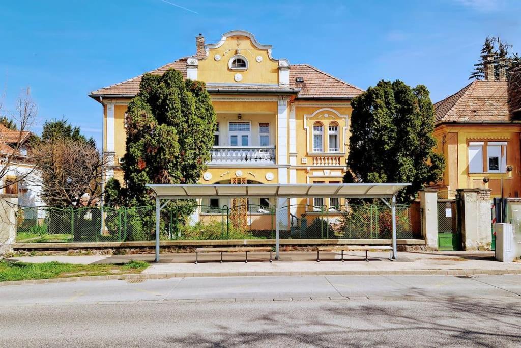Romantic Villa - Pápa Exterior foto